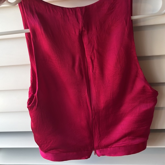 Pink satin cowl neck crop top size xs - Picture 3 of 3